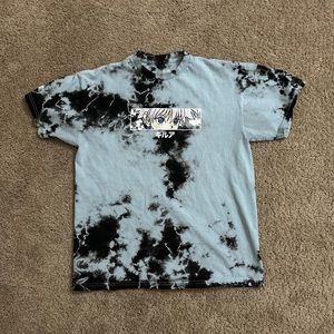 Hunter x Hunter Hypland Graphic Tie-Dye Tee (Medium)